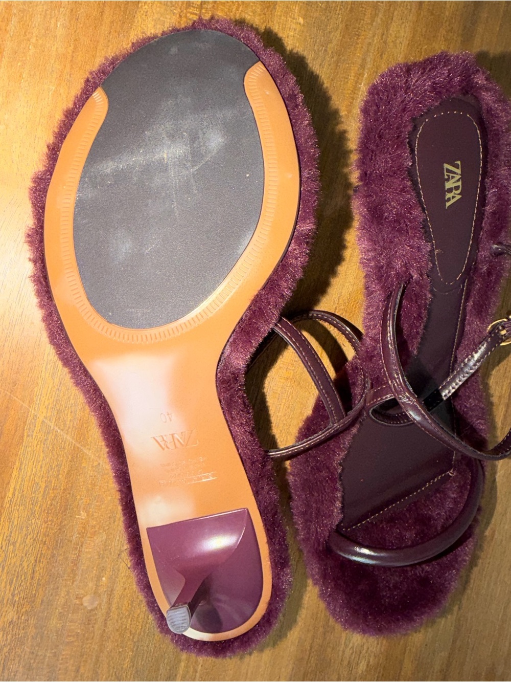 Zara Women's Plush Strap Sandals in Deep Wine - Picture 6 of 7